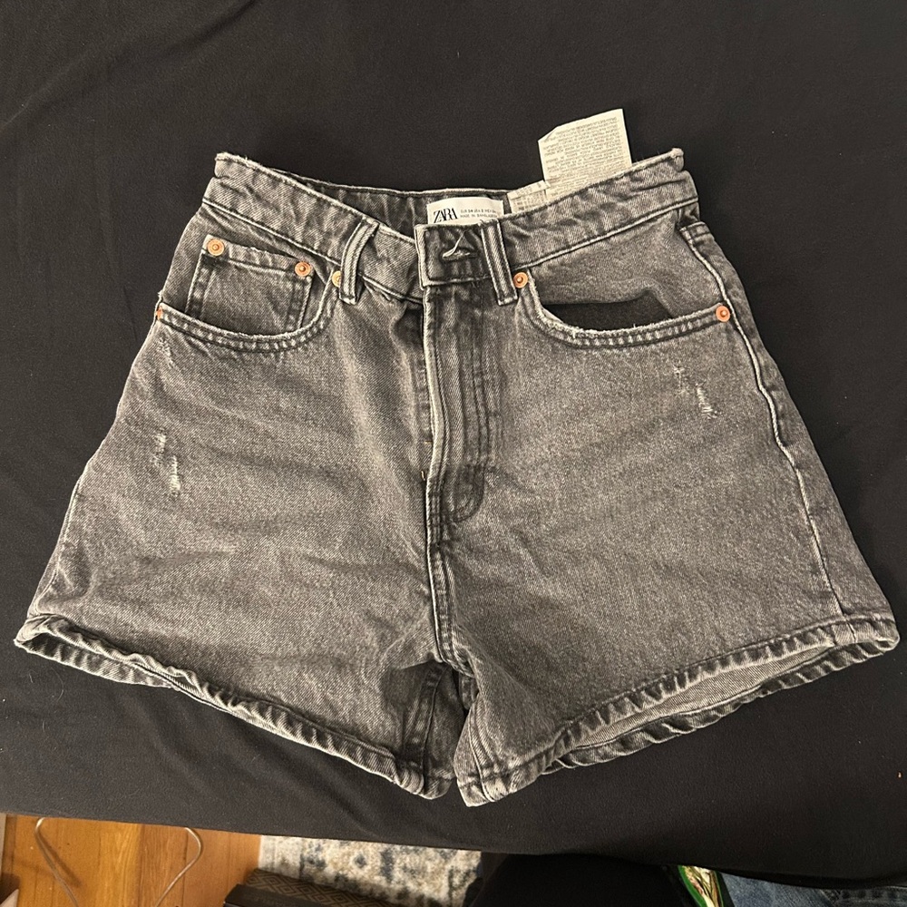 Zara Women's Charcoal Jean Shorts